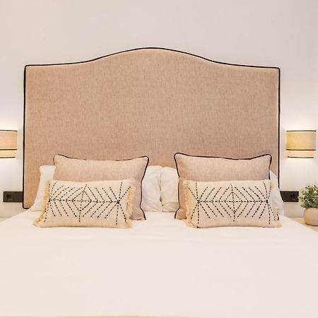New Design Apartment - Private Patio - Gallos 2 Севілья Екстер'єр фото