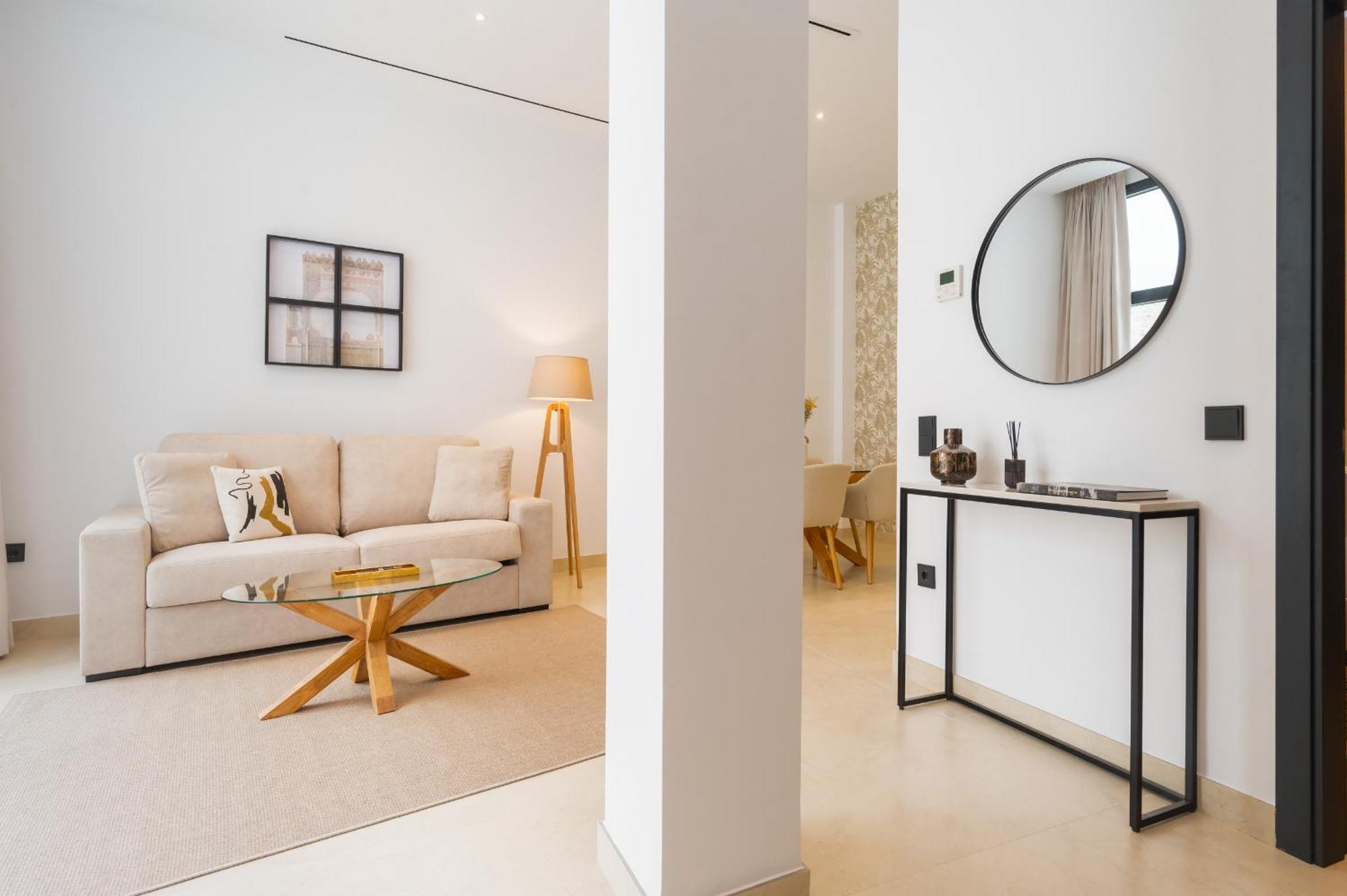 New Design Apartment - Private Patio - Gallos 2 Севілья Екстер'єр фото