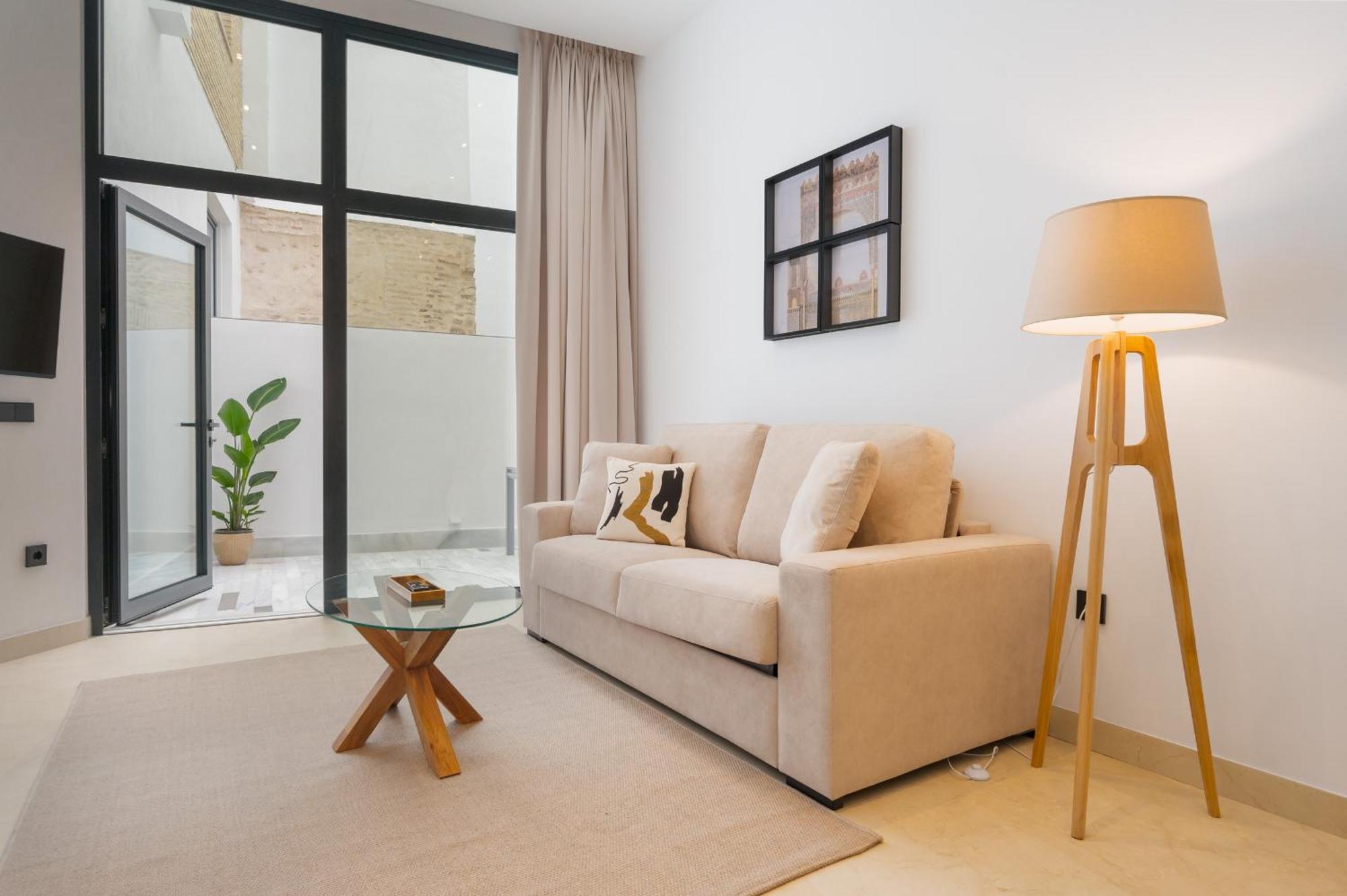 New Design Apartment - Private Patio - Gallos 2 Севілья Екстер'єр фото