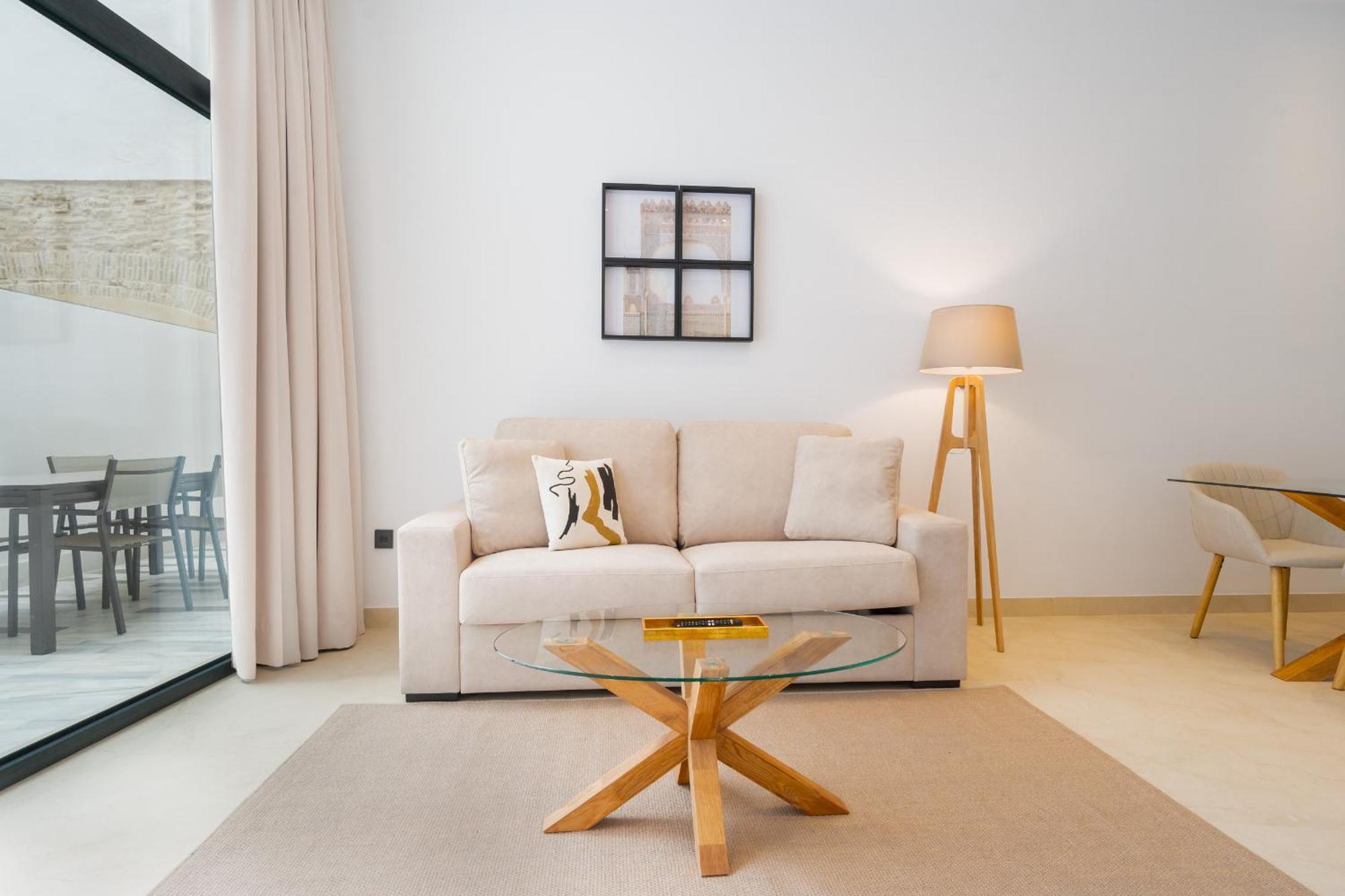 New Design Apartment - Private Patio - Gallos 2 Севілья Екстер'єр фото
